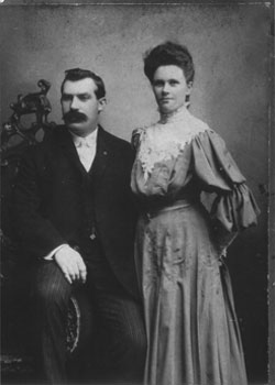 old cracked photo